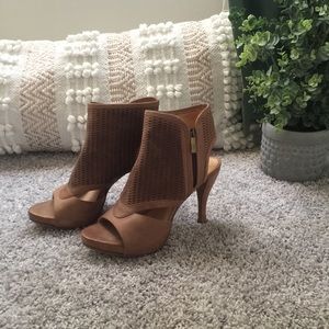 Genuine leather Italian heels size 8.5-9